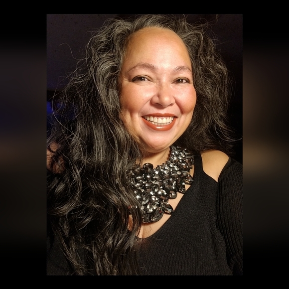 Meet your Posher, Virginia The Daffy Daffodil Oracle who loves to share Hope - Picture 7 of 9